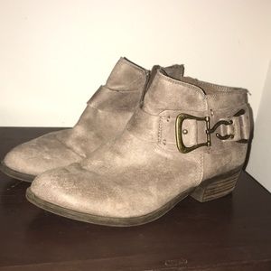 Carlos Santana | Women’s 8.5 | brown booties